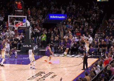 1766302319671008673.gif GIF 2025-12-21 15-31-37.gif