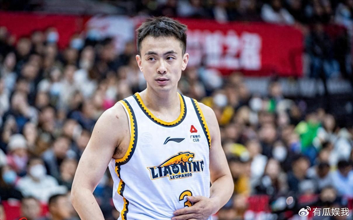 开云体育官网-赵继伟否认离开辽篮,两年失去3队友,仅1人坚守,张镇麟送暖心话|篮板|王岚嵚|贺希宁|杨鸣|球迷_新浪体育_新浪新闻