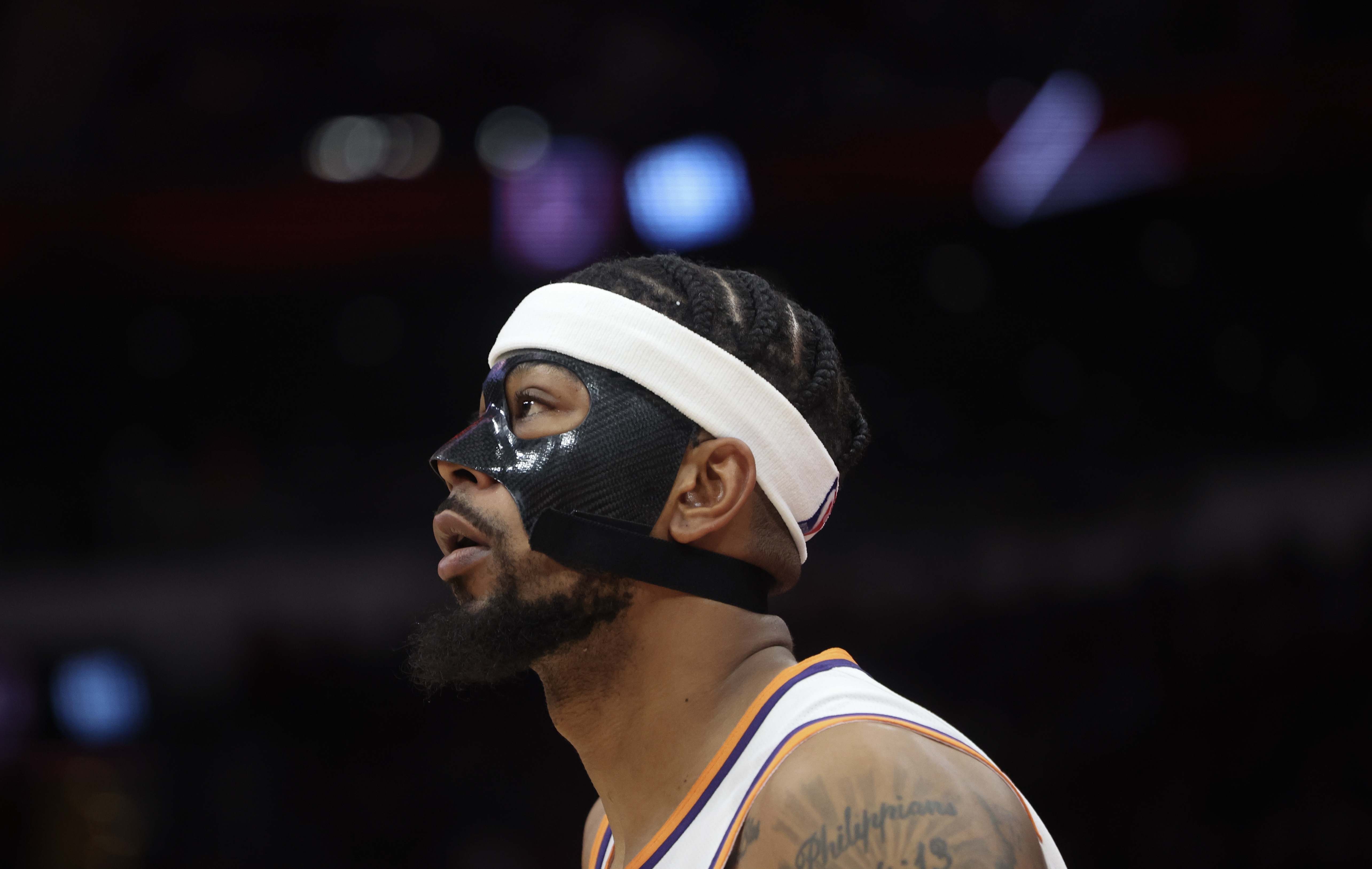 开云app-古德温：布克&amp;杰伦格林先后伤退让人沮丧 该轮到其他球员站出来了