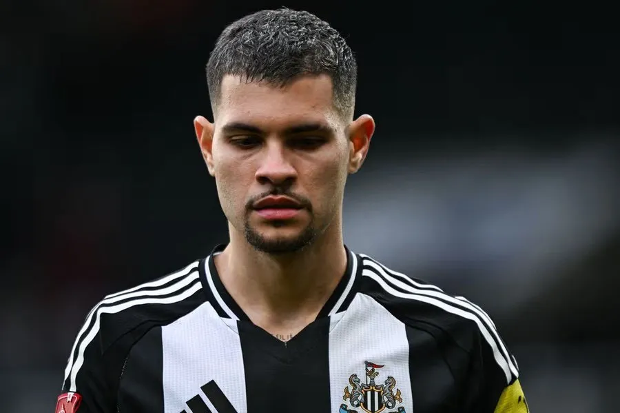 开云体育下载-记者：若有欧冠球队8000万镑报价吉马良斯，纽卡愿开启谈判